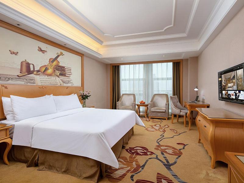 Vienna International Hotel Jiujiang Shili Street, Jiujiang, China