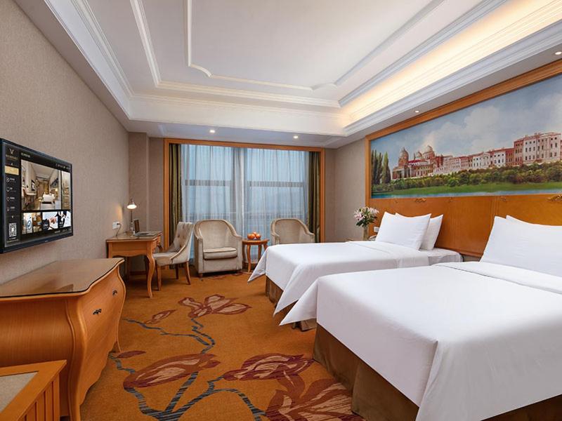 Vienna International Hotel Jiujiang Shili Street, Jiujiang, China