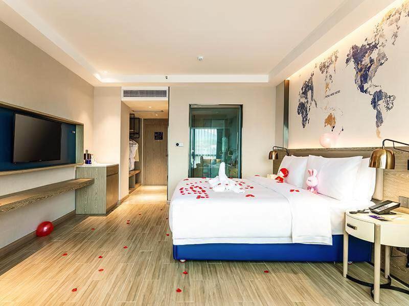 Kyriad Marvelous Hotel Shenzhen Linheng Plaza Liuyue Subway Station, Liantang, China