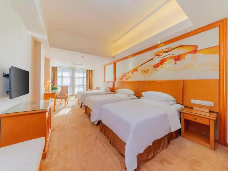 Vienna Hotel Shiyan Guangming Road, Shenzhen, 中国