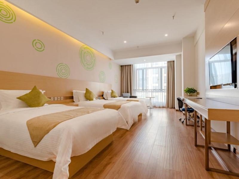 GreenTree Inn Taian High-speed Railway Station Lingshan Avenue Business Hotel, Tai'an, China