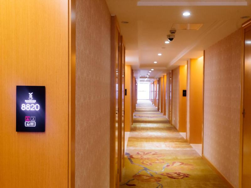 Vienna International Hotel Shanghai Pudong New District Dishui Lake Univeristy City, Nianbalian, Китай