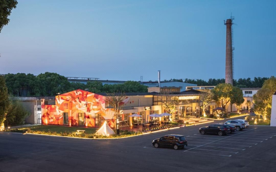 Ramadaencore By Wyndham Shanghai Pud ong Airport -Provide free 24hour shuttle bus service for airport pick-up and drop-off at Pud ong Airport, China