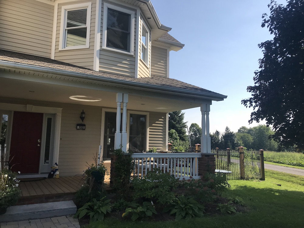 Hotel · Dicksons Family Suite B&B, Niagara-on-the-Lake