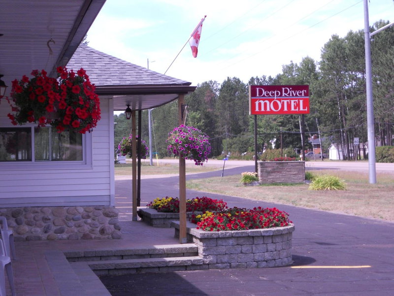 Deep River Motel, Deep River, Canada