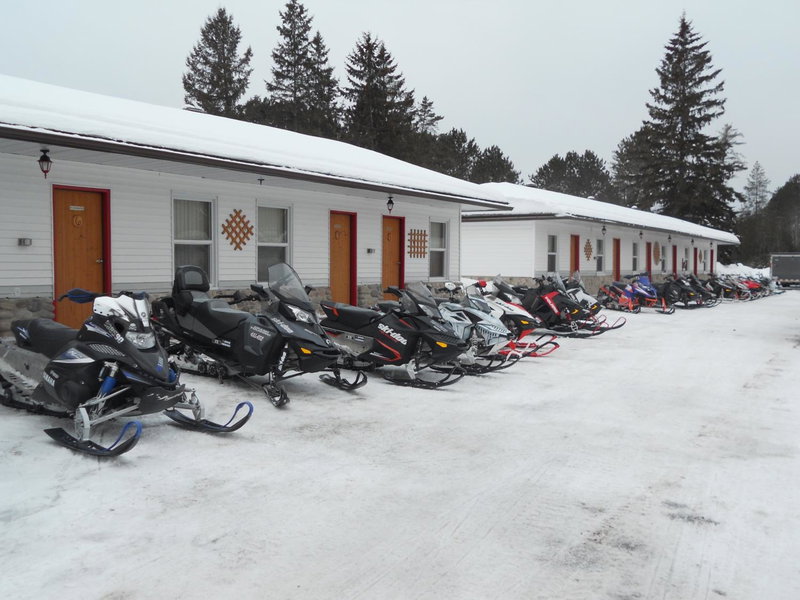 Deep River Motel, Deep River, Canada