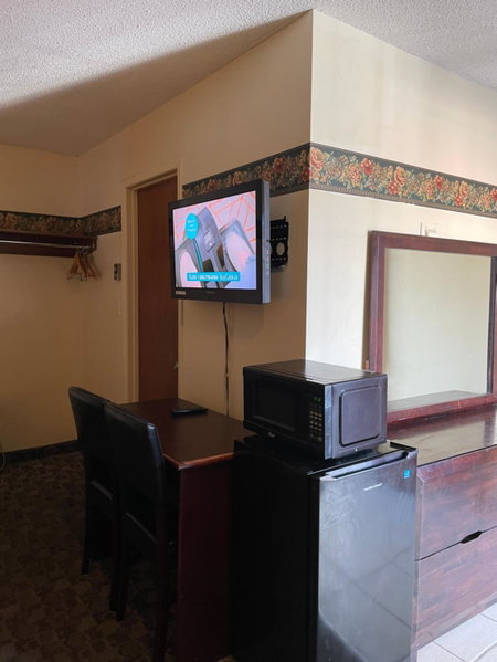 Scottish Inn Near the Falls and Casino, Niagara Falls, Canada