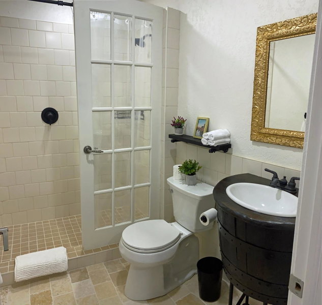 Villa di Casa - Boutique Hotel, Wellington, Канада