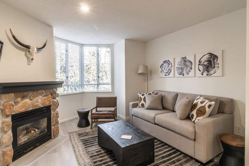 Cascade Lodge HOA by Elevate Vacations, Whistler, Канада
