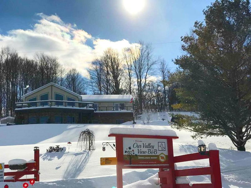 Our Valley View Bed & Breakfast, Hampton, Canada