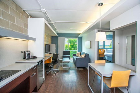 Barker Suites Southport, Portage La Prairie, Kanada