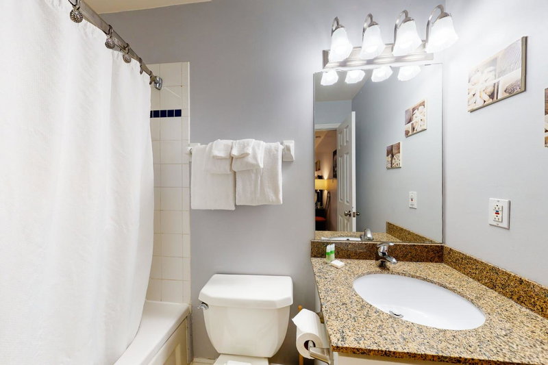 Condo 212 at North Creek Resort by Vacasa, Blue Mountains, Canada