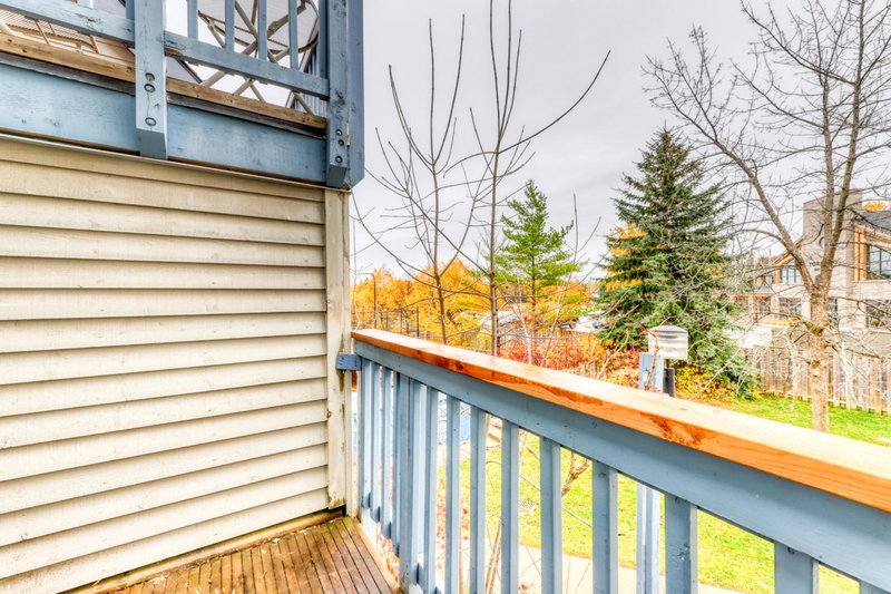 Condo 212 at North Creek Resort by Vacasa, Blue Mountains, Canada