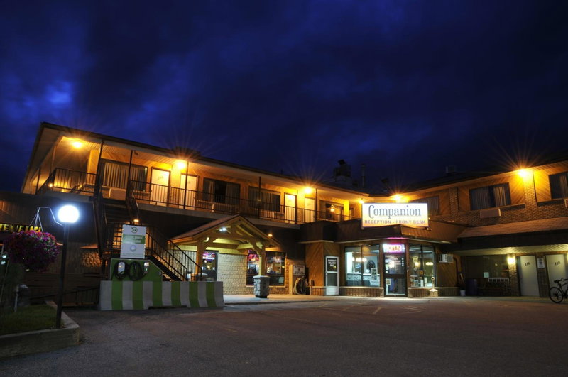 Companion Hotel Motel, Hearst, Канада
