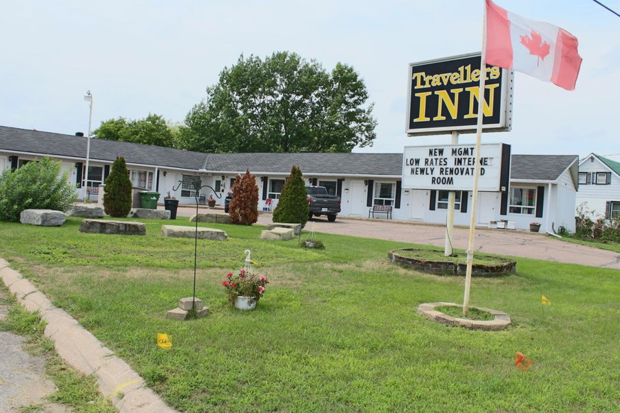 Travellers Inn, Pembroke, Canadá