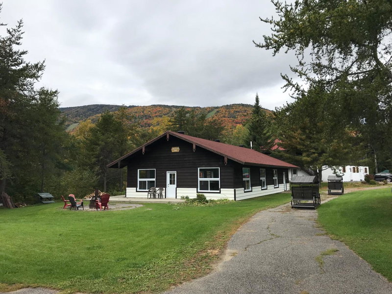 Chalets Montmorency Mont-Sainte-Anne, Saint-Férréol-les-Neiges, Canadá