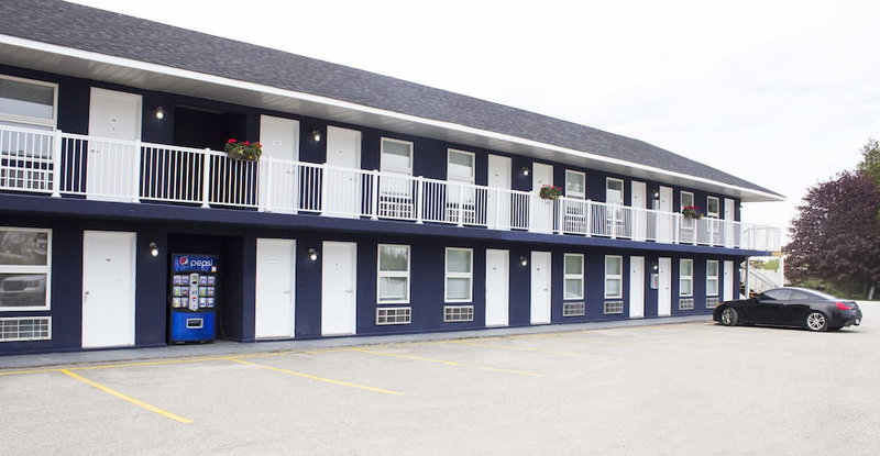 Bowmanville Marina Inn & Suites, Clarington, Canada