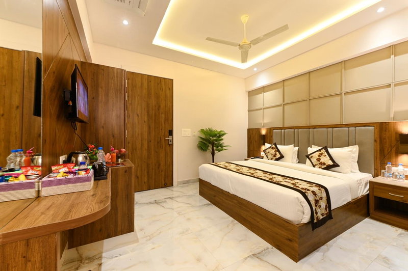 Hotel Avalon Palms Agra, Agra, India