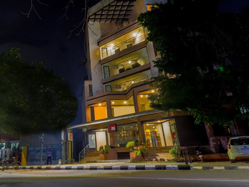 Treebo Time Square Marine Drive, Cochin, India