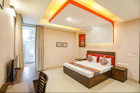 FabHotel Grand Olive, Noida, India