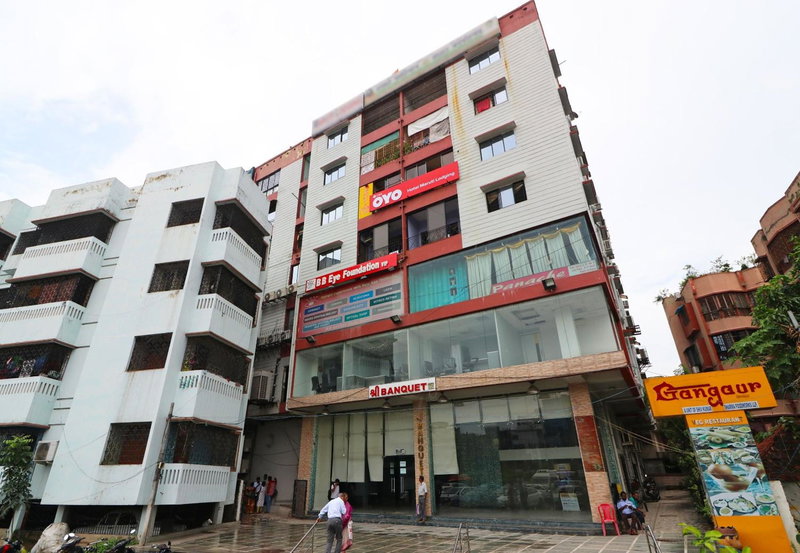 Hotel O Maruti Lodging, Kolkata, India