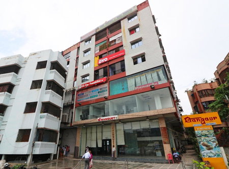 Hotel O Maruti Lodging, Kolkata, India