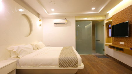 Hotel Jaisal Inn- Swimming Pool- Fort View Pure Veg Restaurant, Jaisalmer, Inde