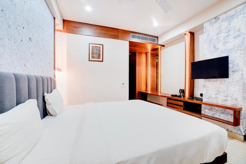 Palette by CheckIn Patel Nagar Bhopal, Bhopal, India