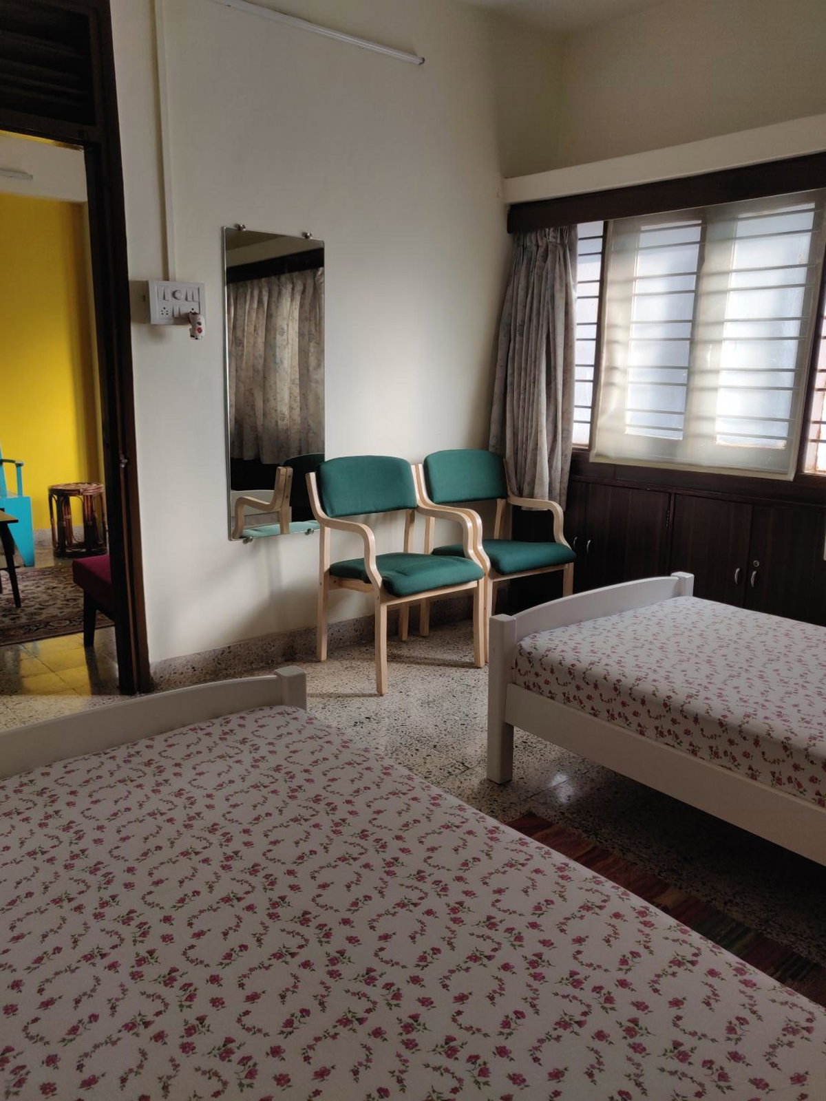 Hotel · Raahgir, Nashik
