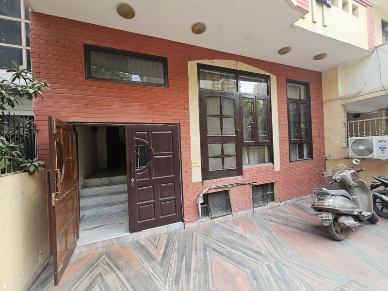 SKY BLOOM RESIDENCY GURGAON SECToR 22, Gurgaon, Индия