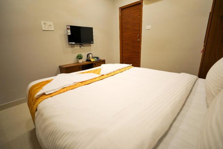 Hotel Ceasta US Consulate Hyderabad, Gachibowli, Gundipet, Индия