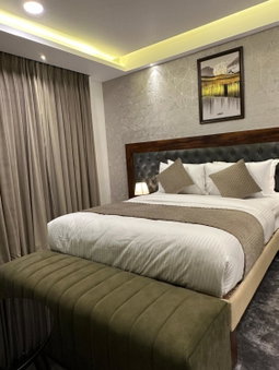 Royal Ace Luxur, Bangalore, India