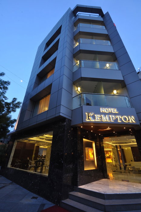 Hotel Kempton, Kolkata, India