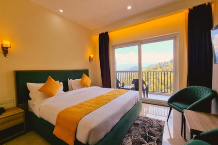 Hotel Pines & Peaks Dalhousie, Banikhet, India