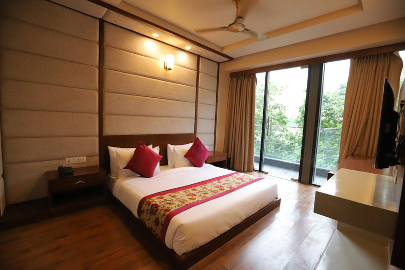 Hotel IP Royal By Qotel - A Luxury Hotel Near Yamuna Sports Complex, New Delhi, India