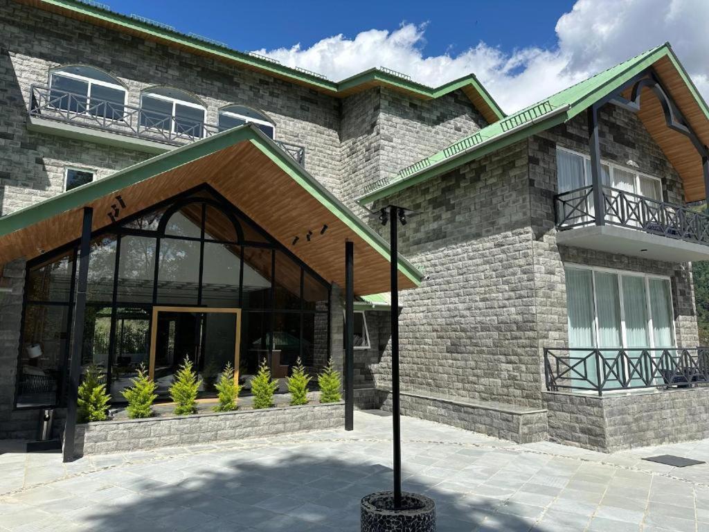 Nivasana Manali - A Luxury Boutique Hotel, India