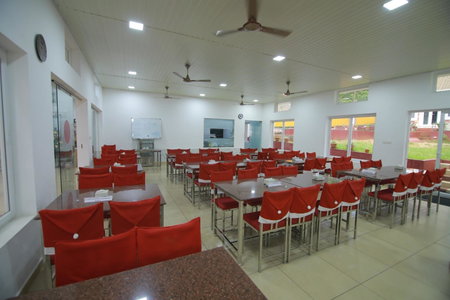 PitStop21, Athirappilly, Индия
