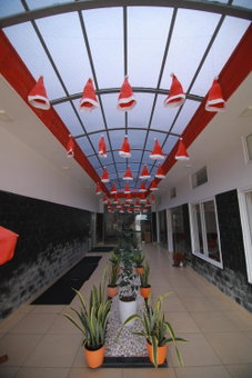 PitStop21, Athirappilly, Индия