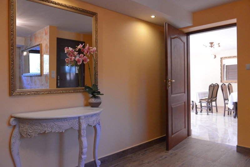 Hotelik Pod Lwami, Małaszewicze Duże, Pologne