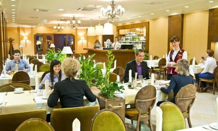 GRAND HOTEL Kielce, Kielce, Pologne