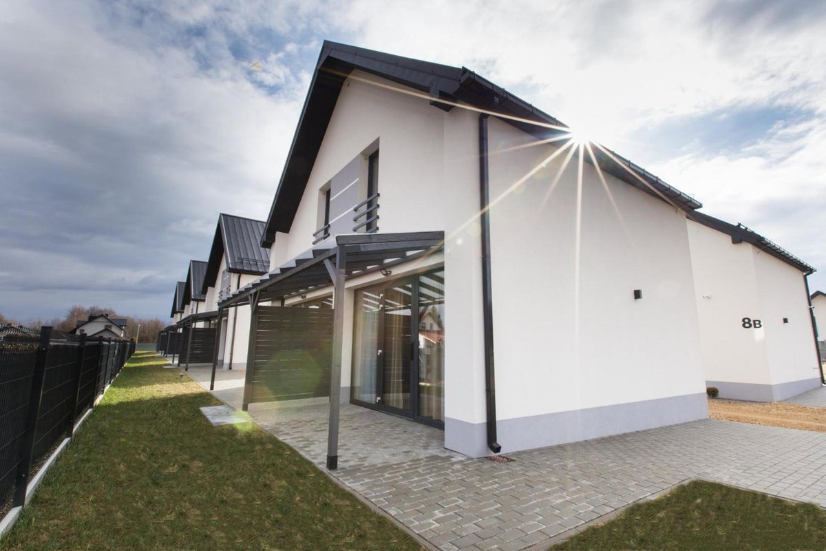 Hotel · Słoneczne Zacisze Las obok Zatora, Las
