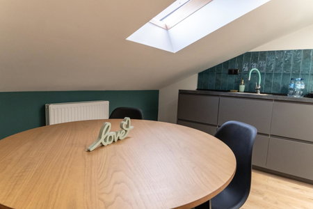 Uroczy, przytulny apartament poddasze, Radom, Poland