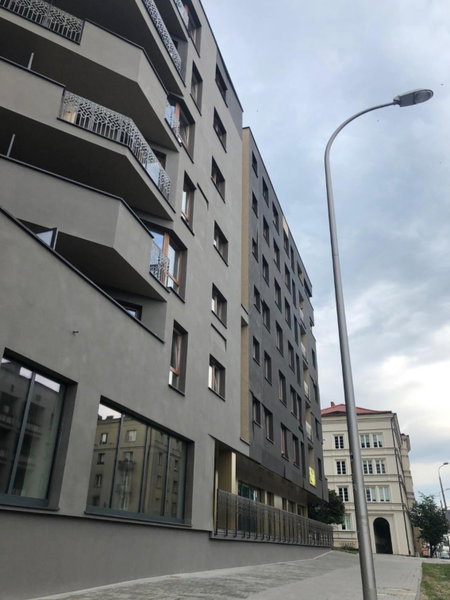 Klimatyzowany Apartament ROMA z garażem podziemnym, Kielce, Polonia