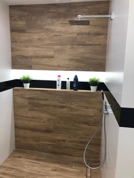 Klimatyzowany Apartament ROMA z garażem podziemnym, Kielce, Polonia