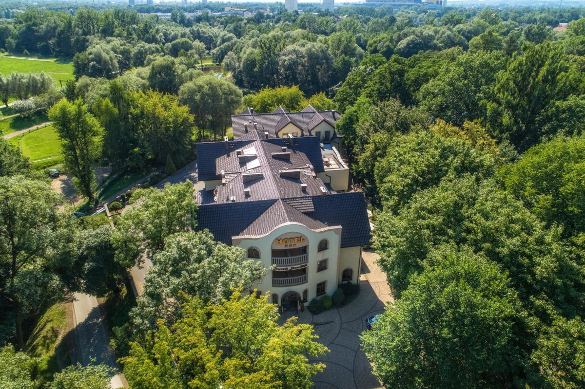 Hotel · Dworek Skawiński, Skawina