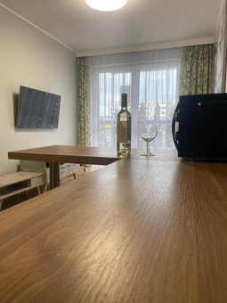 2 Tyskie Apartamenty z ogródkiem, Tychy, Польша