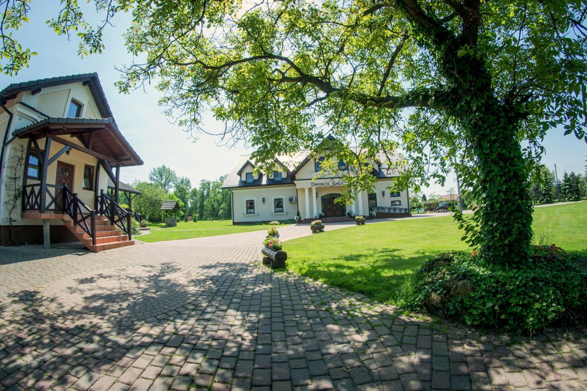 Hotel · Dworek Galicyjski, Oświęcim