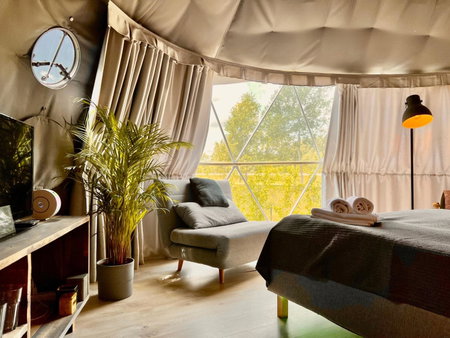 Na Skraju Lasu Domek na Drzewie & Glamping, Kazimierz Dolny, Poland