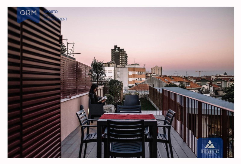 ORM - Almada Terrace Apartment, Porto, Portugal
