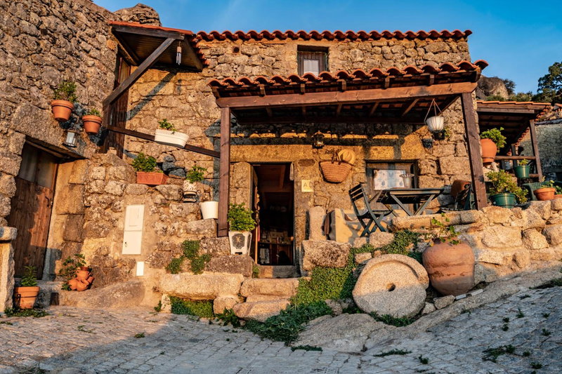 Old House, Monsanto, Portugal